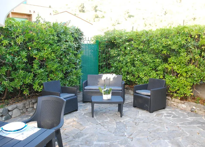 Monterosso Garden House Studio